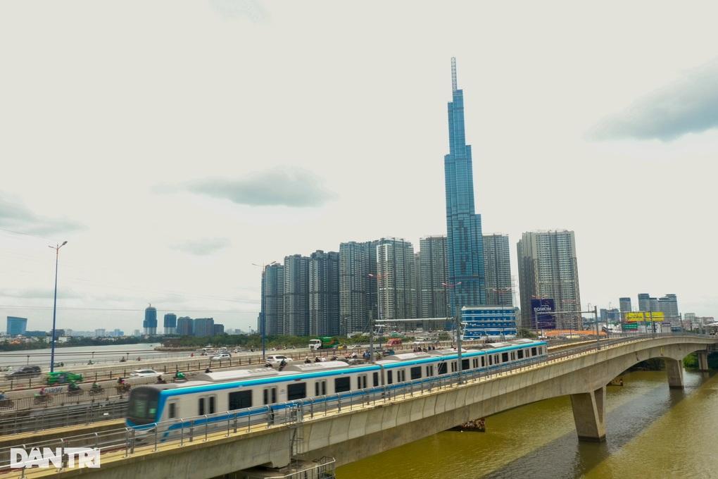 Các tòa nhà cao tầng trong khu đô thị mới